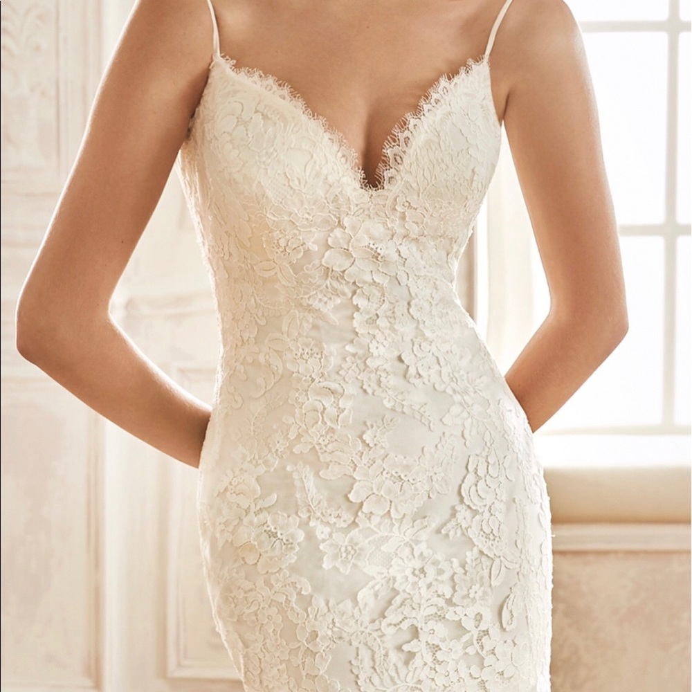 San Patrick Boreal Wedding Dress - Picture 2 of 7